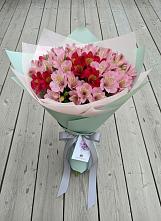 Букет цветов из:  Альстромерии #REPLACE_PRED# Приютово