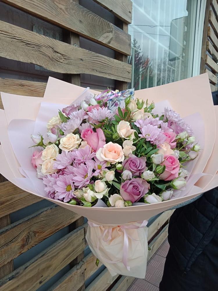 Букет цветов из: Розы и Хризантемы в Приютово