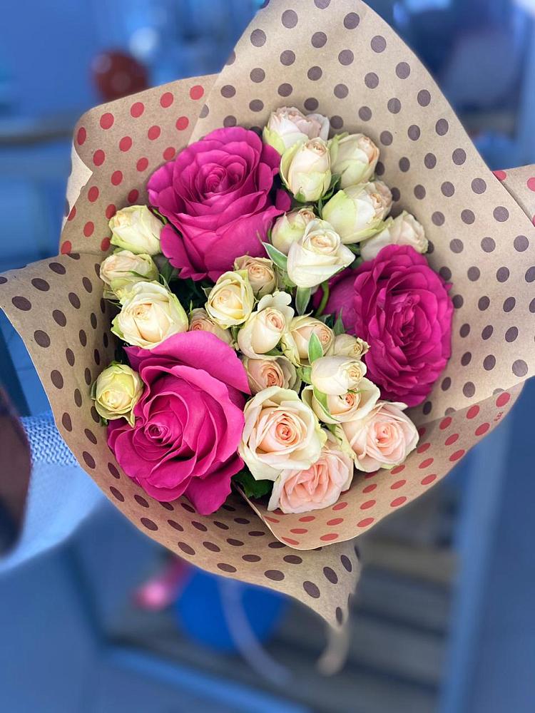 Букет цветов из: Розы в Приютово