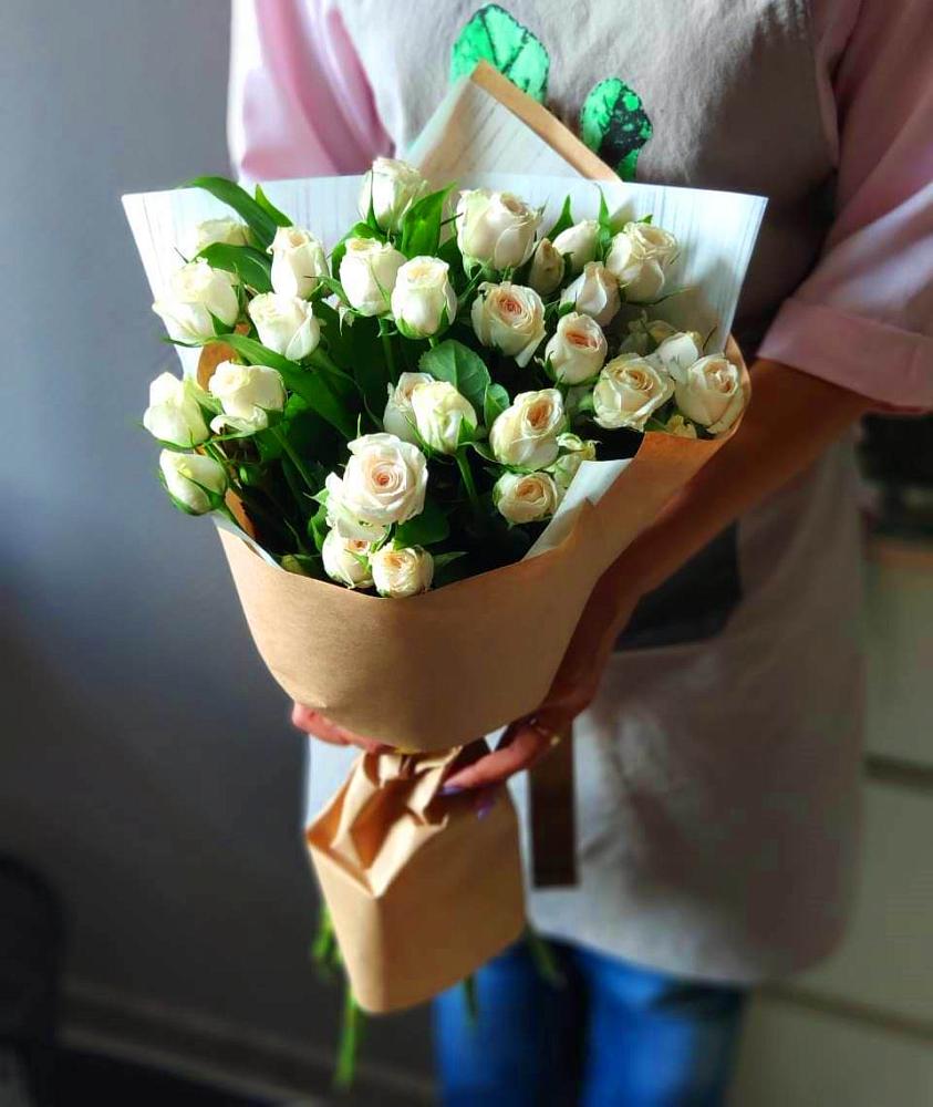 Букет цветов из: Розы в Приютово