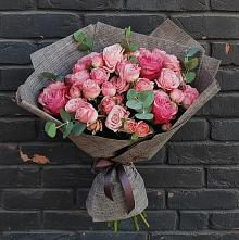 Букет цветов из:  Розы в Приютово